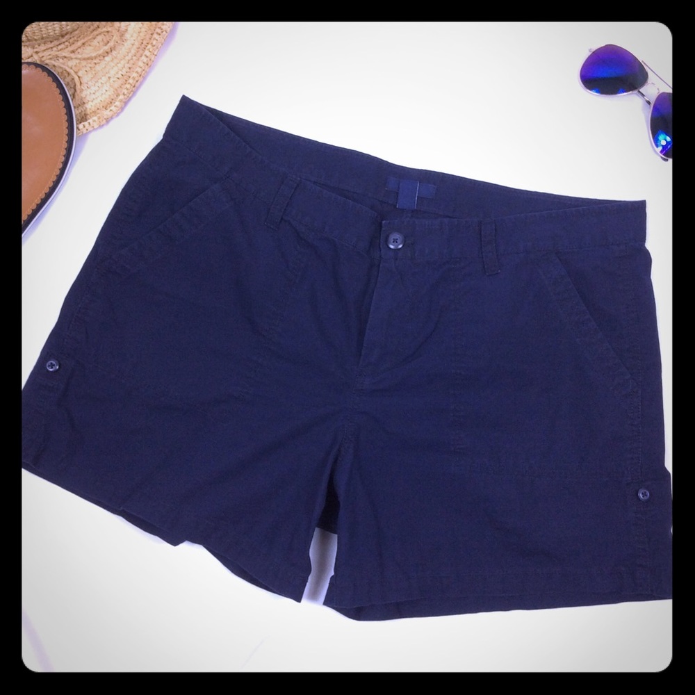 GAP women’s navy cargo shorts sz 14